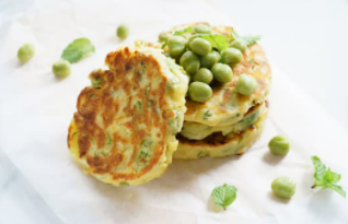 A small stack of split pea fritters