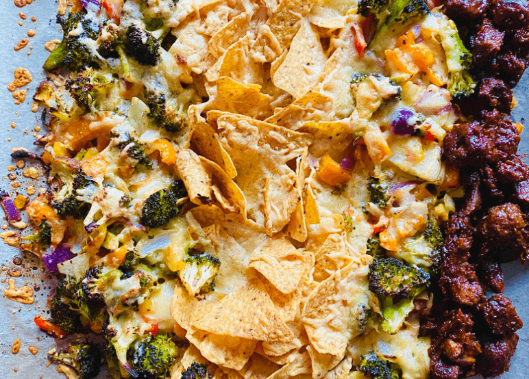 Broccoli nachos with cheese